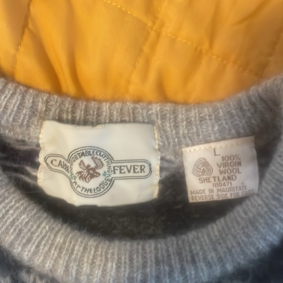 Cabin Fever thick Shetland wool sweater with Nordic style pattern - Picture 4 of 4